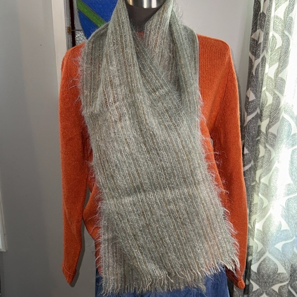 Shandon Mohair Scart - Picture 3 of 5